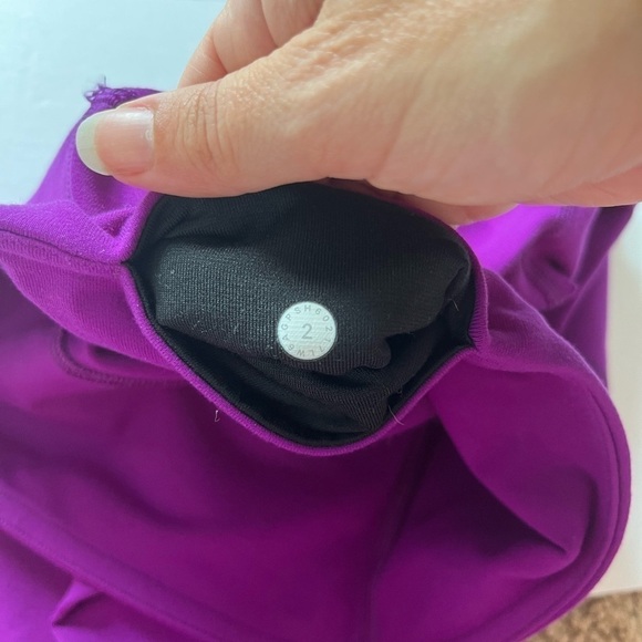 Lululemon Wunder Under Crop III and Never Still Crop 21” Both size 2 - Picture 11 of 16